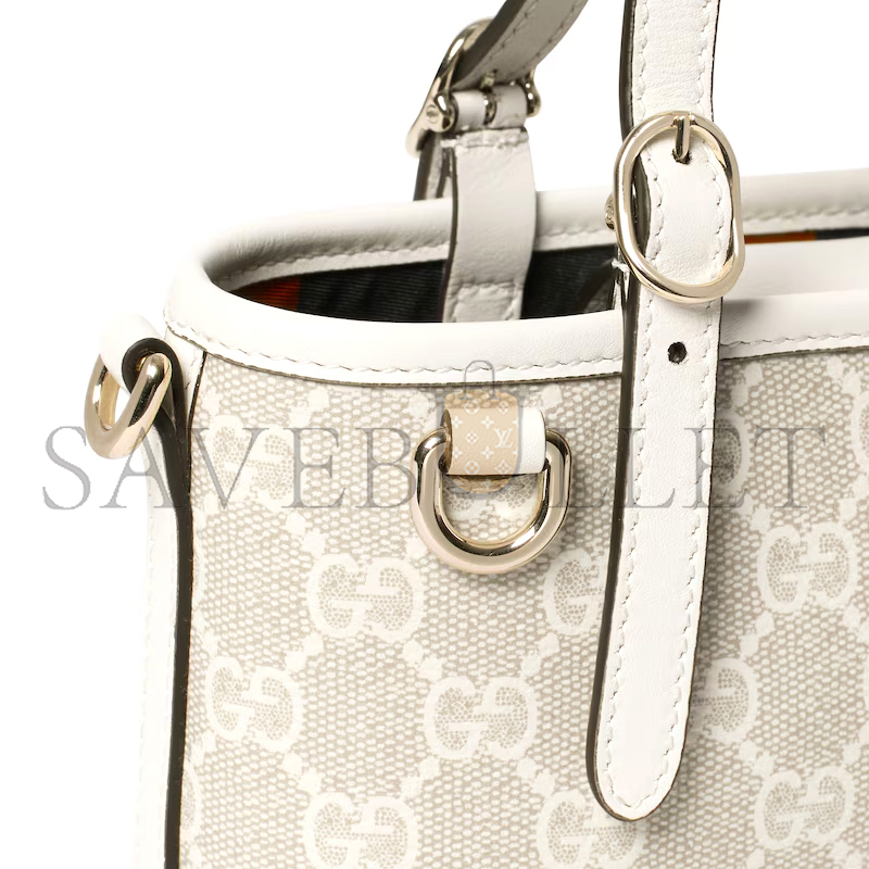 GUCCI GG EMBLEM MINI BAG 855491 (17.5*11*6.5cm)